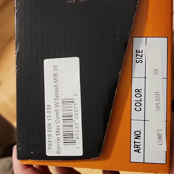 Ladies Bernie Mev Sandles Size 39/8 - Picture 10 of 10